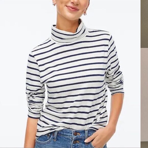 NWT J. Crew Women's Long Sleeve Striped Turtle Neck Top Navy Blue & White Medium - Picture 2 of 9